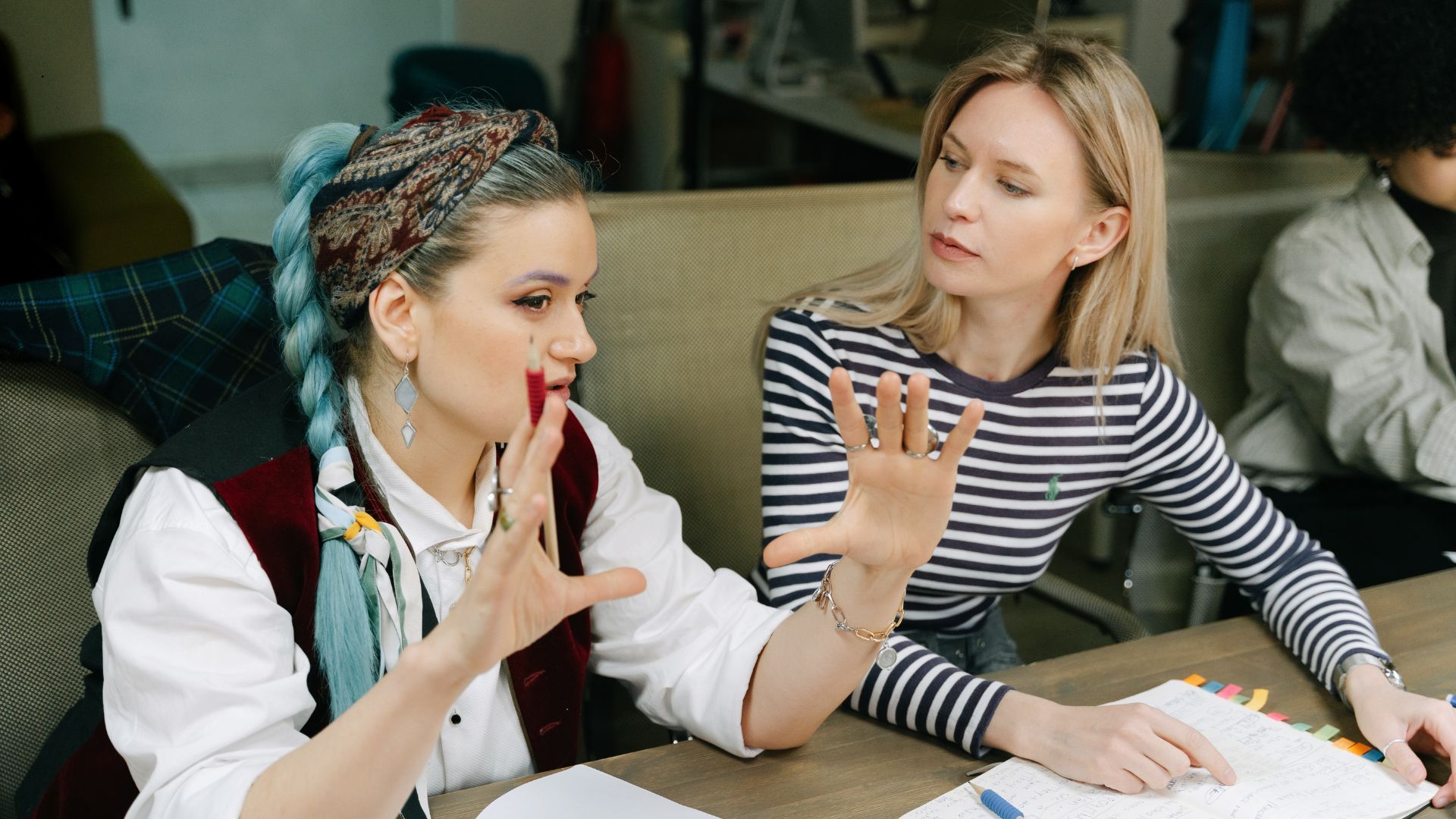 Latviešu valodas nodarbības (DISKUSIJU KLUBS)